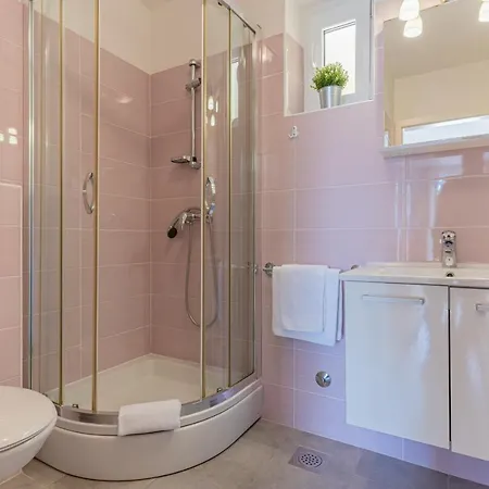 Apartment Dolac *