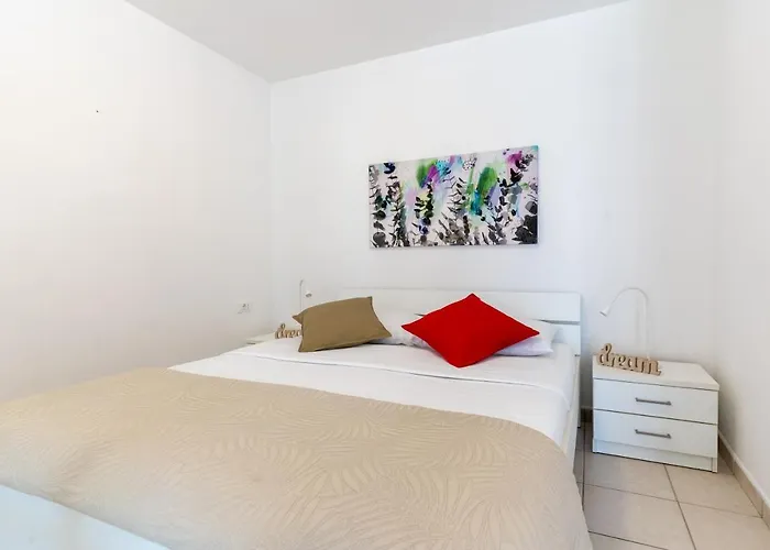 Apartment Dolac Nerezine